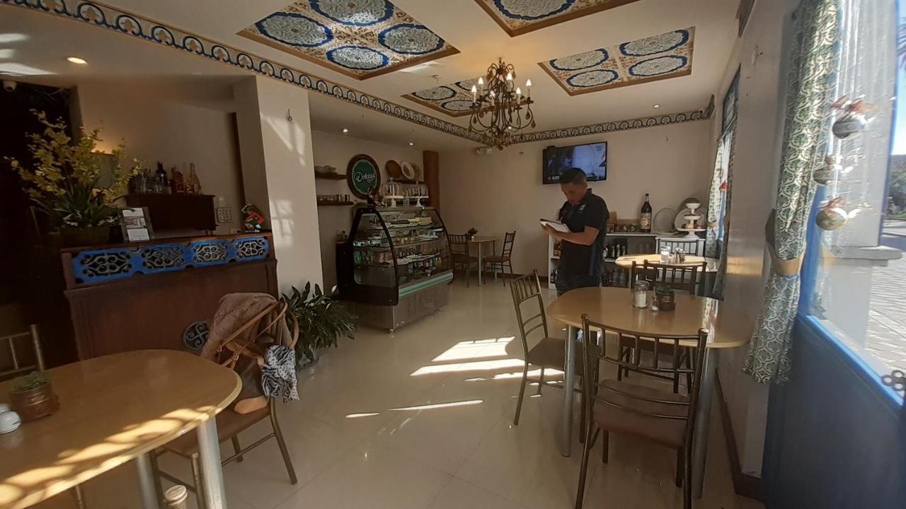 Azul De La Plaza Hotel